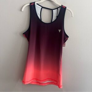 YAS Gradient sports tank top NWT size Small beautiful design and colors women’s